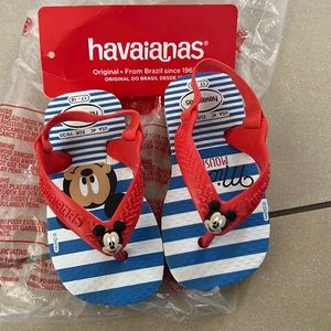 Brand new havaianas baby flip flips